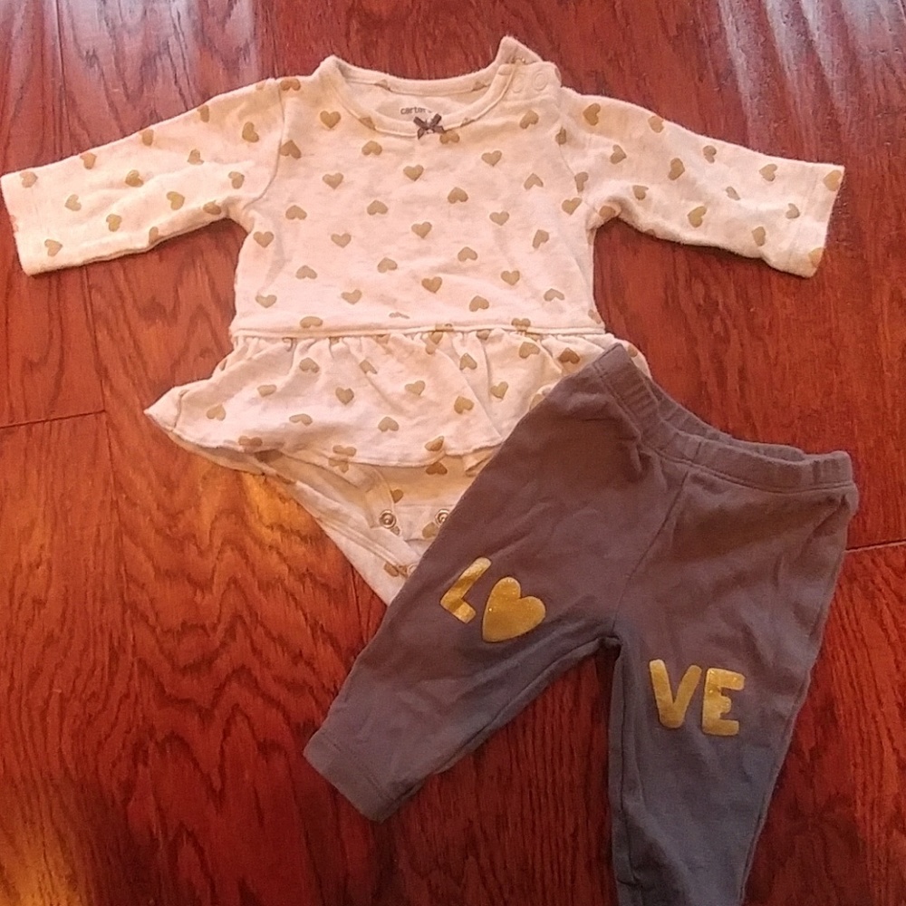 Carter's heart/love outfit